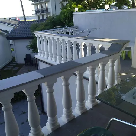 With A Balcony Near The Sea Apartment *